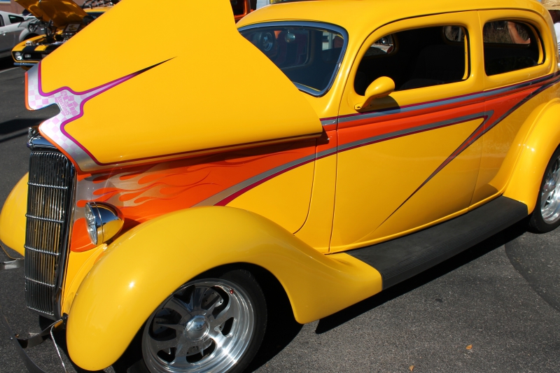 automobile-HYERES-min_car-show-1784444